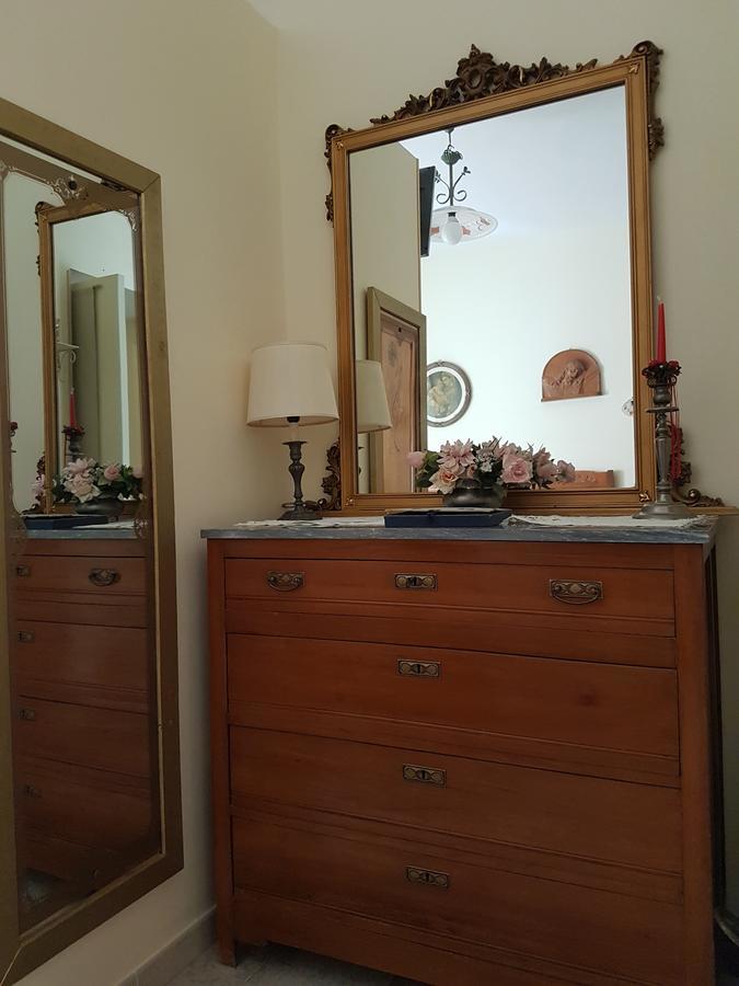 Double or Twin Room Private Bathroom