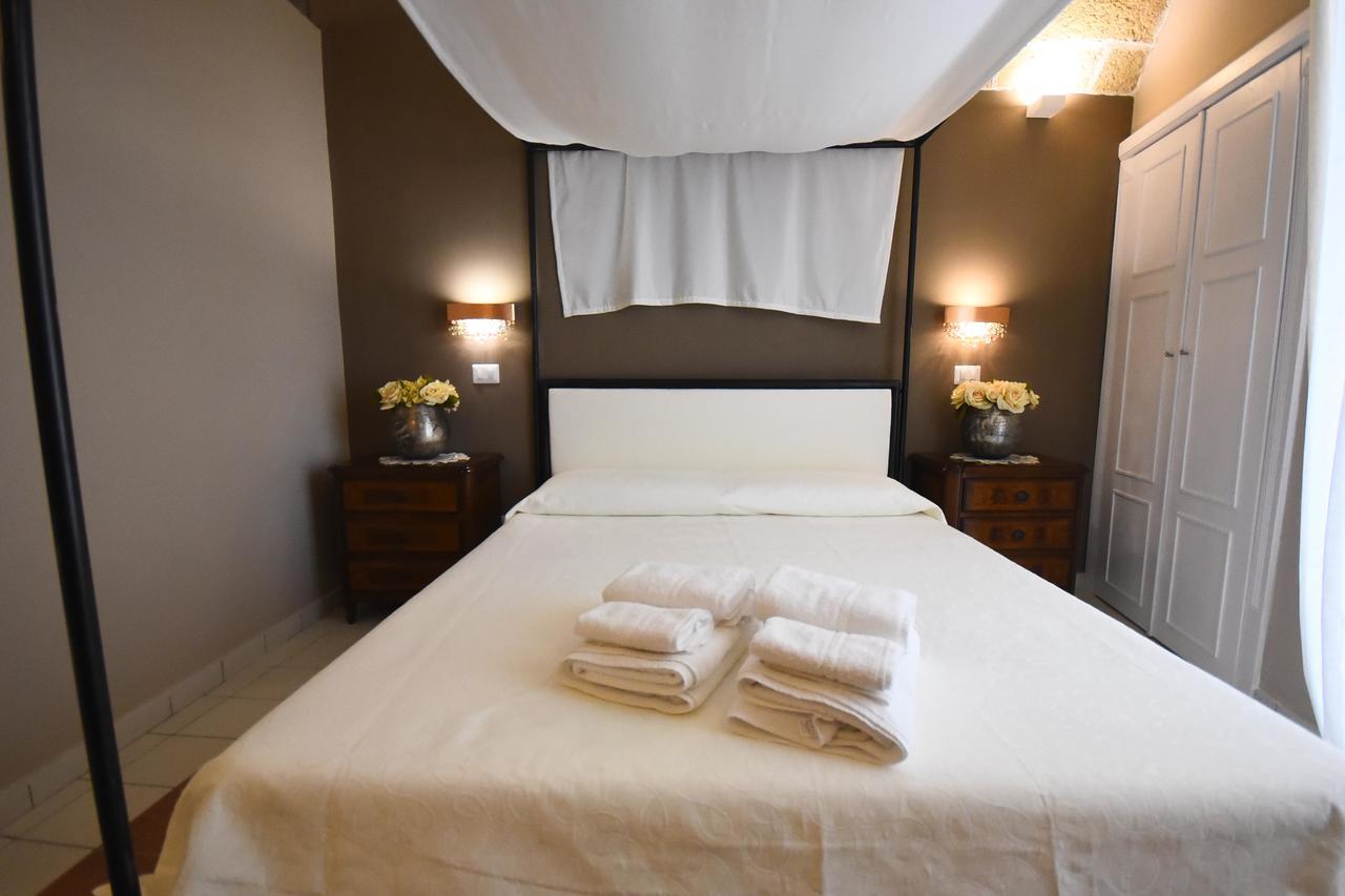 Double Room with Balcony,760978304:JPEG