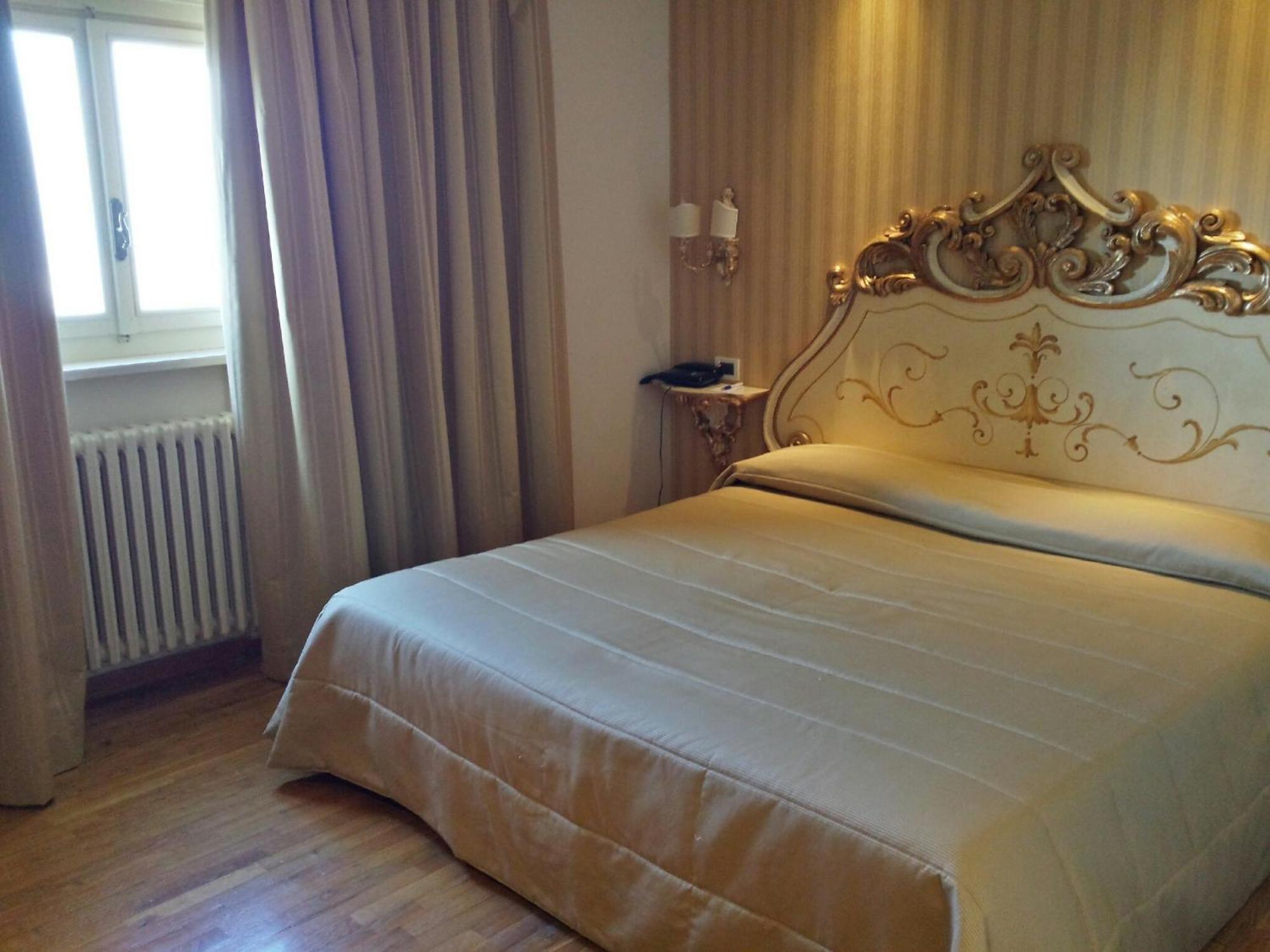 Double or Twin Room with View,1270034917:JPEG