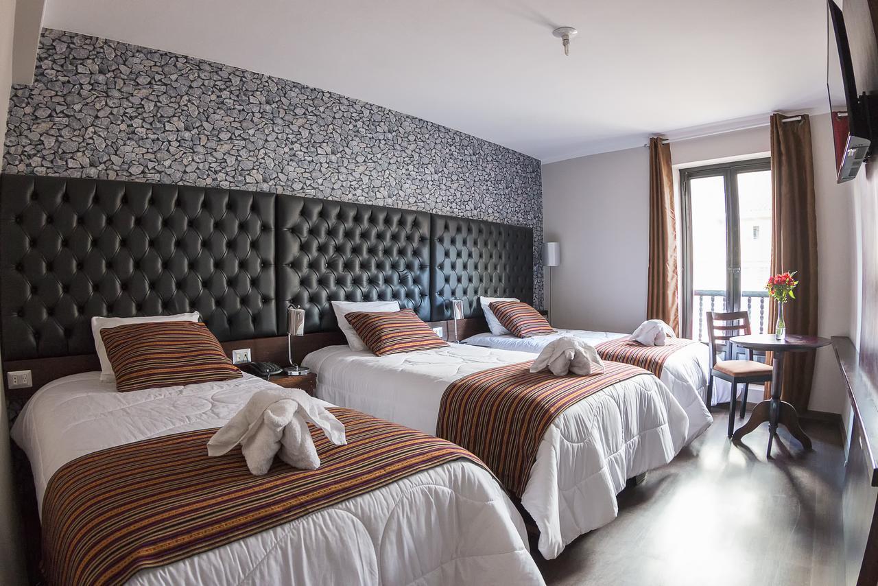 Triple Room