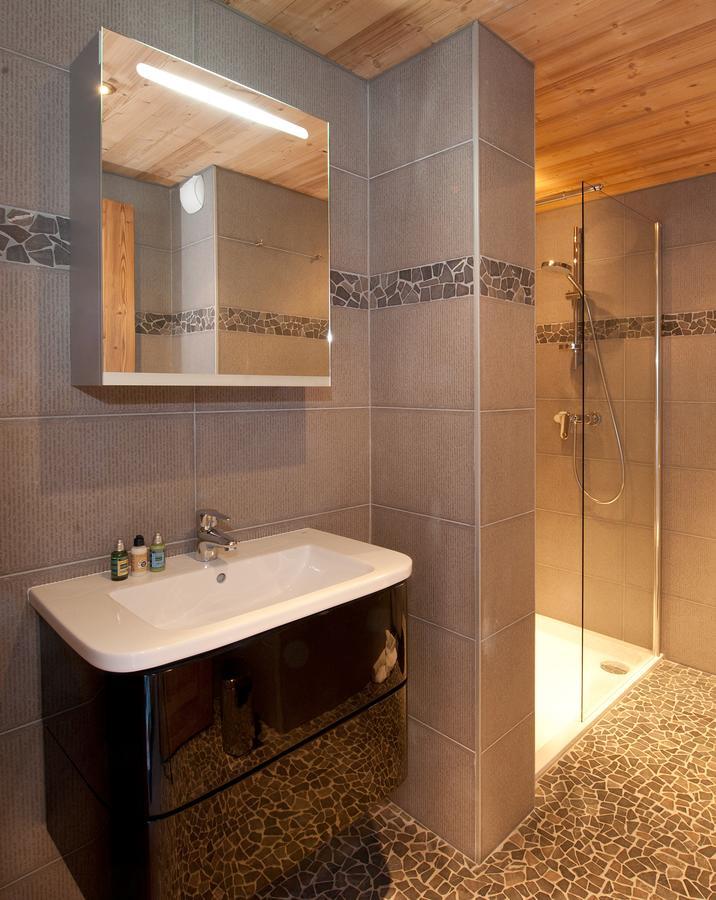 Double or Twin Room with Mountain View