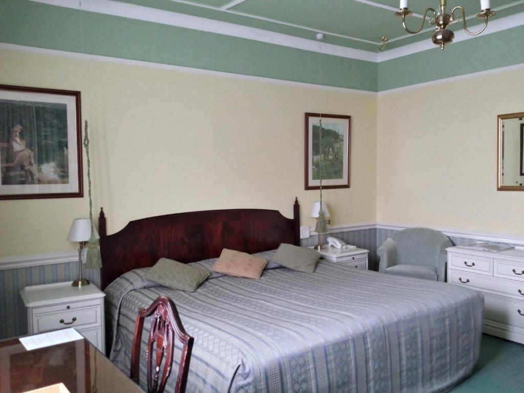 Kamer met Kingsize Bed