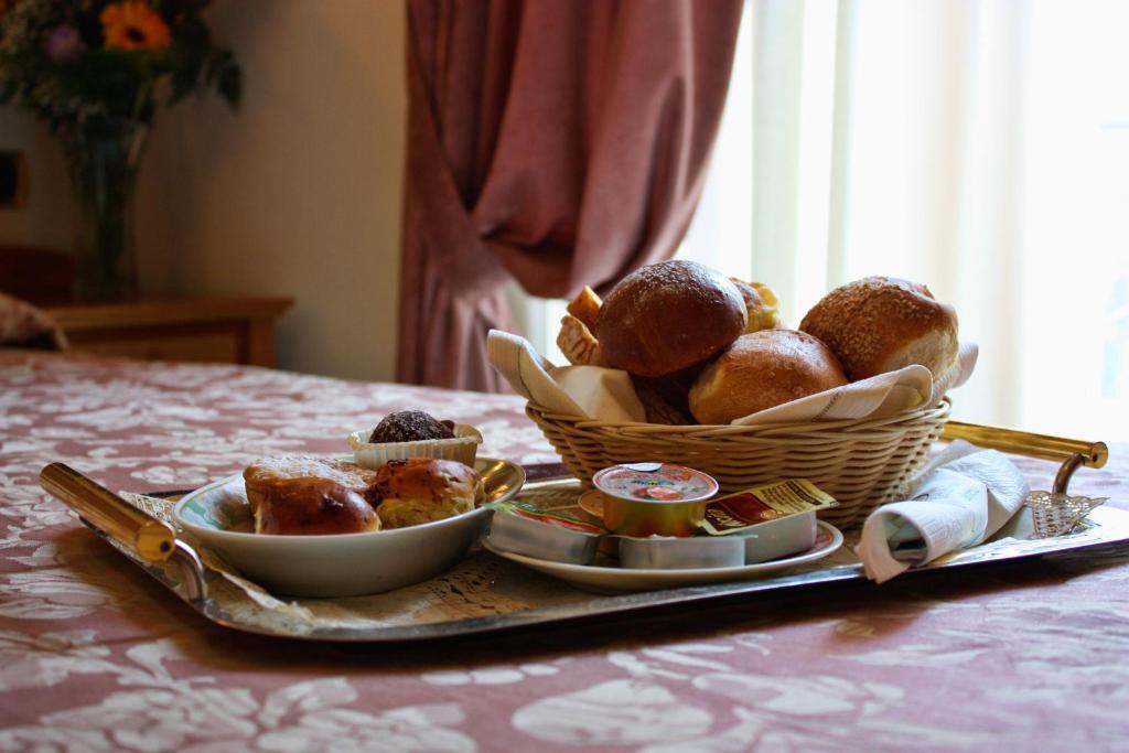 Double or Twin Room with Balcony,63284329:JPEG