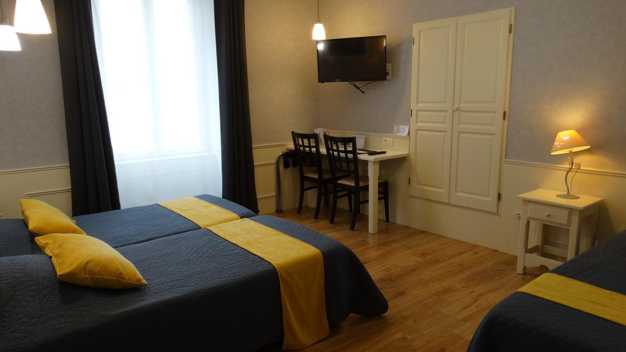 Superior Triple Room with City View,1433609476:JPEG