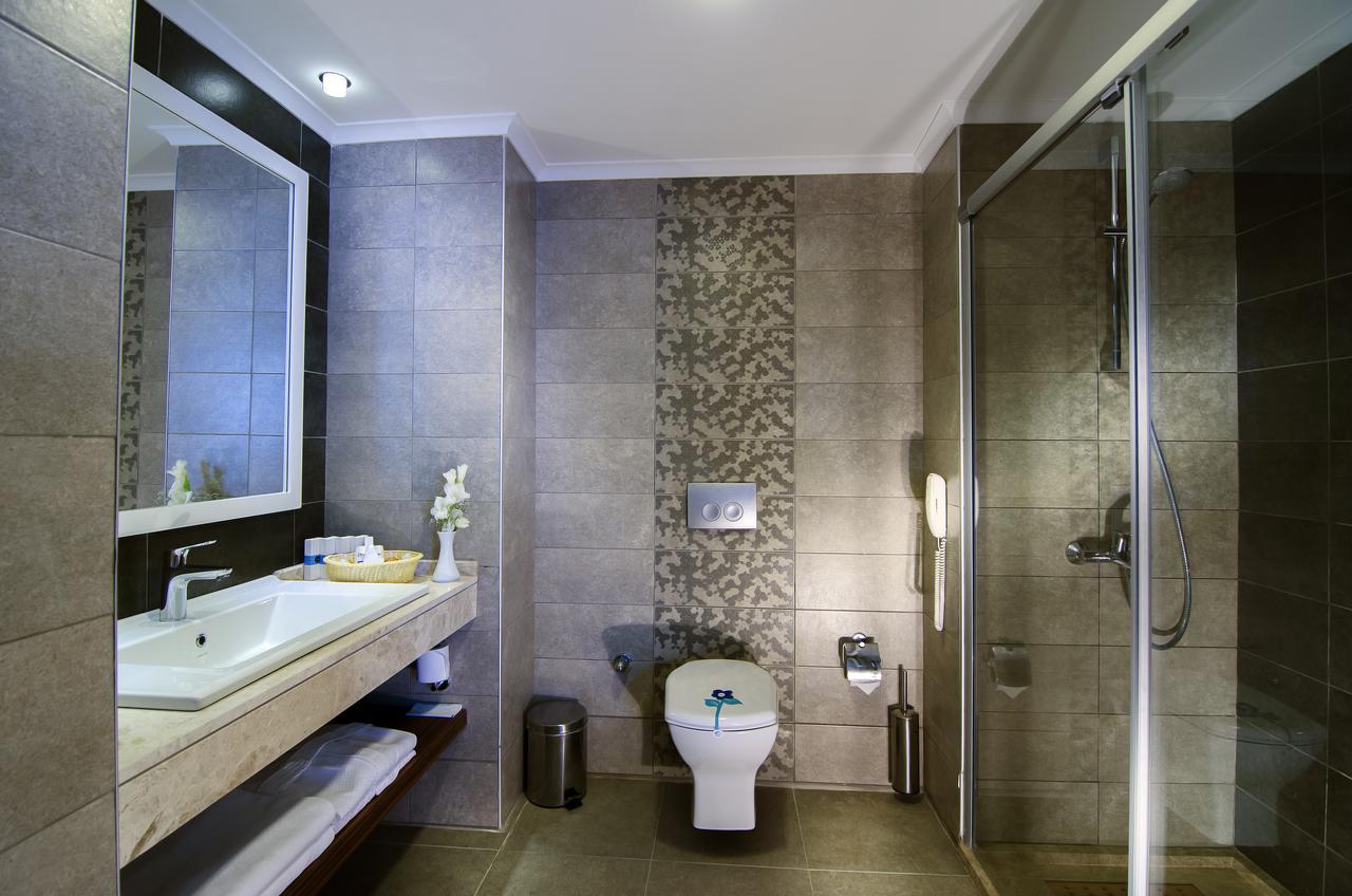 Economy Double or Twin Room