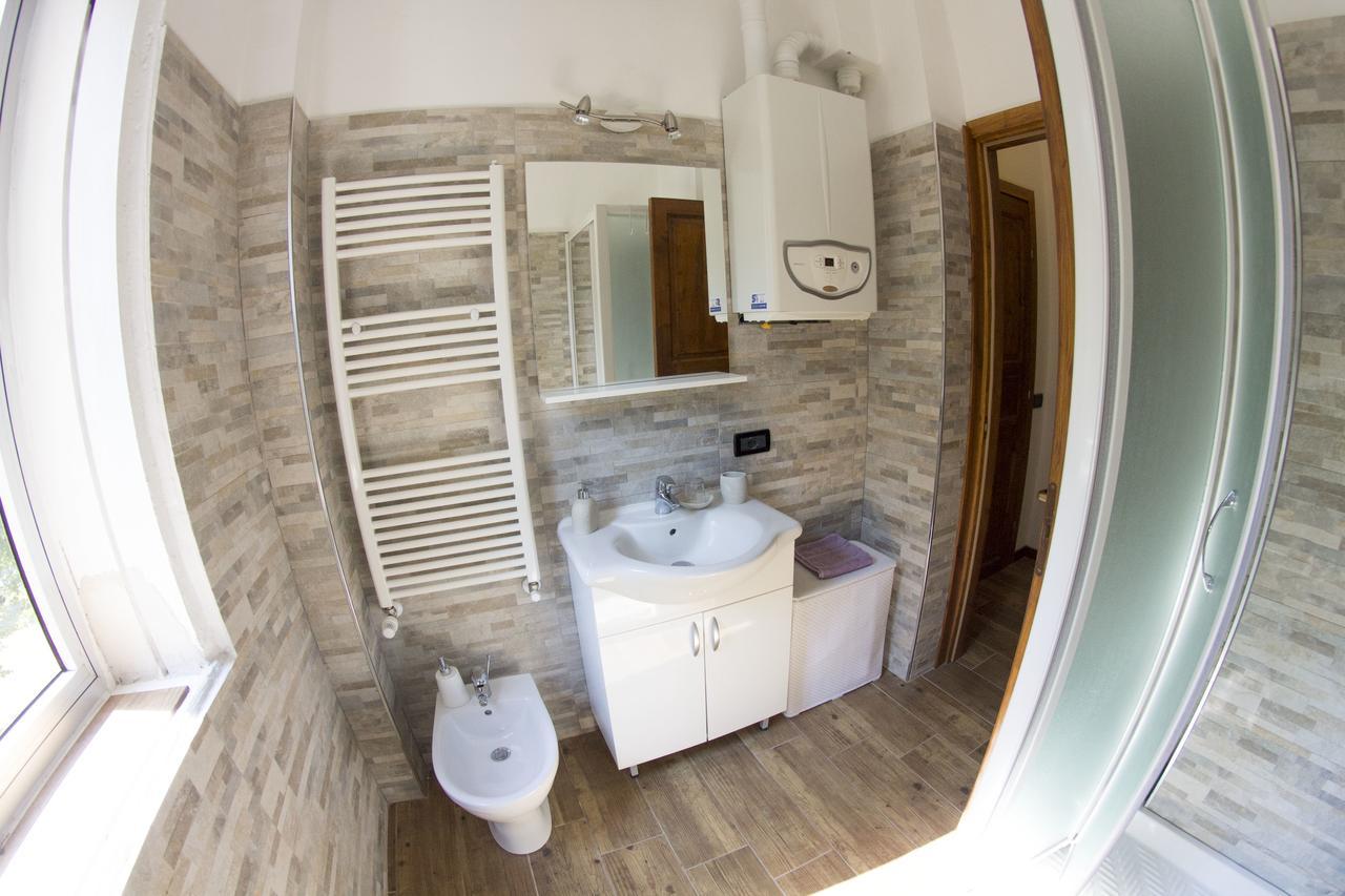 Queen Room,664809420:JPEG