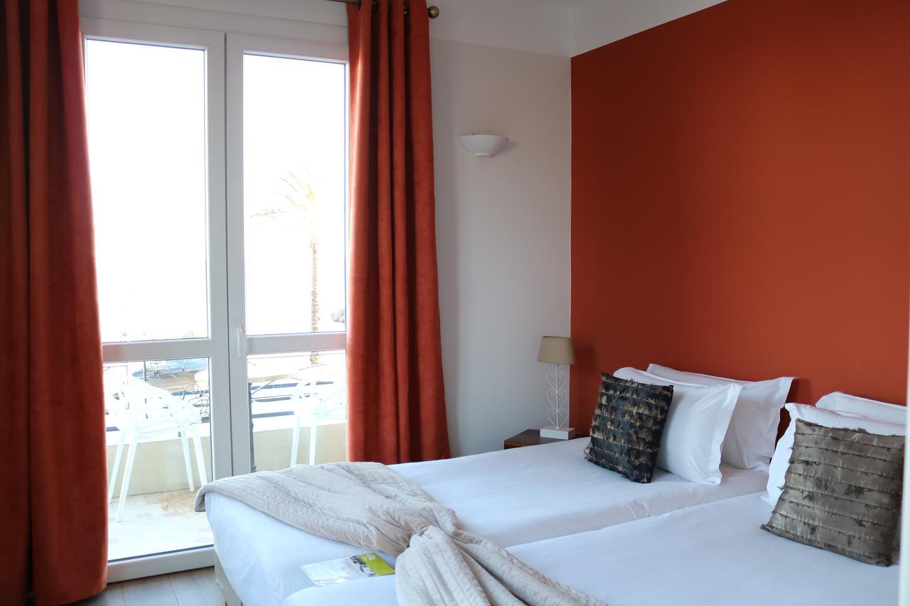 Twin Room with Sea View,1366050053:JPEG