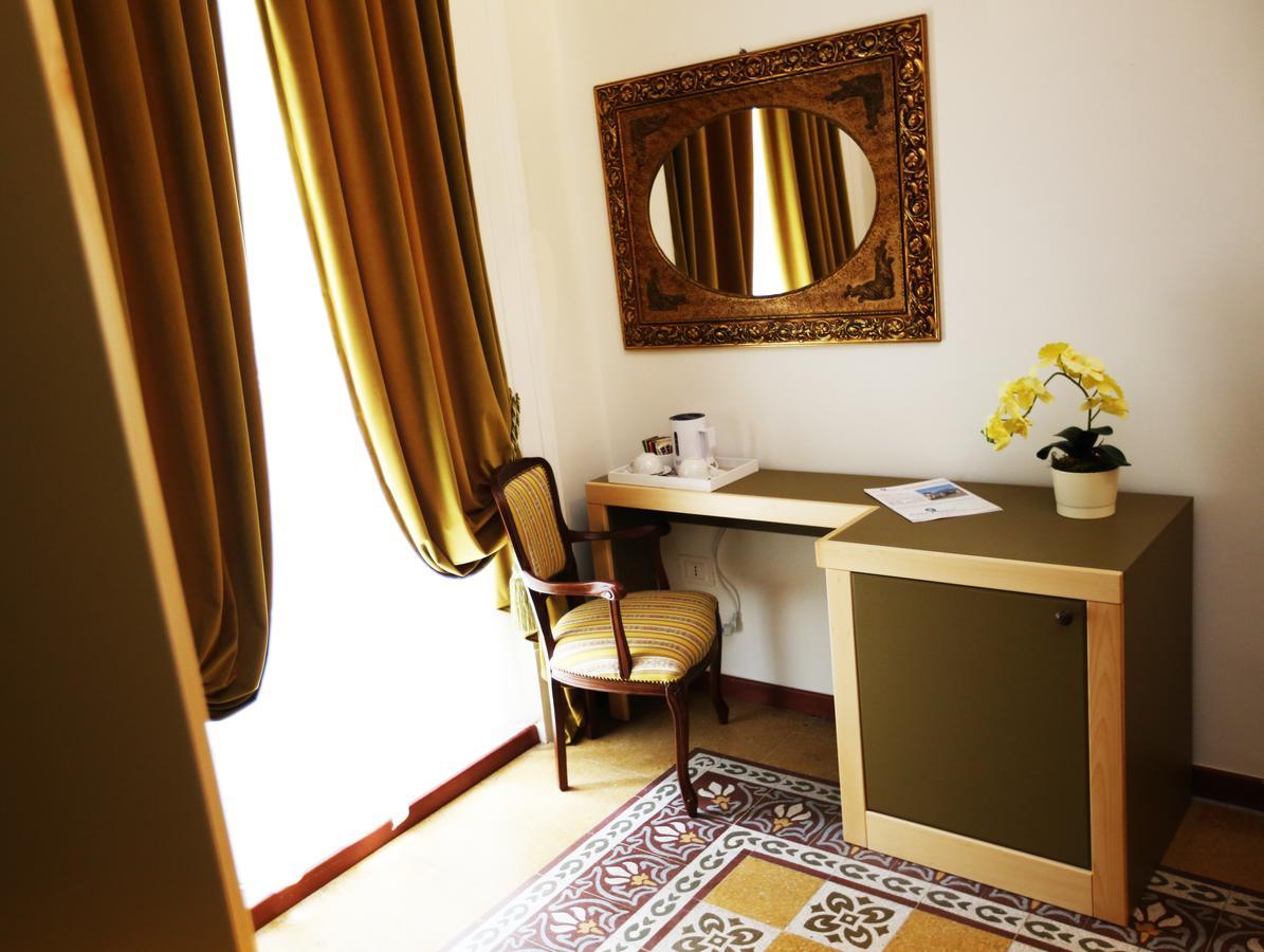 Queen Suite Spa Bath