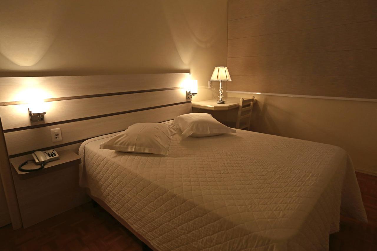 Quarto Individual Standard