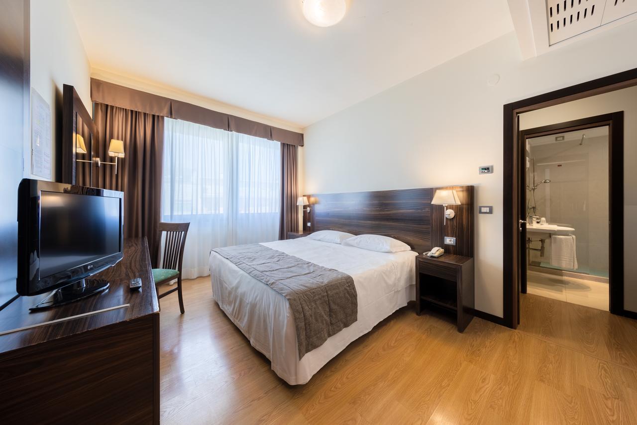 Chambre Double ou Lits Jumeaux