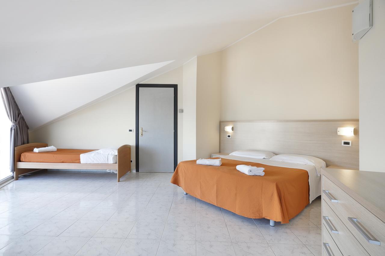 One-Bedroom Apartment,665536671:JPEG
