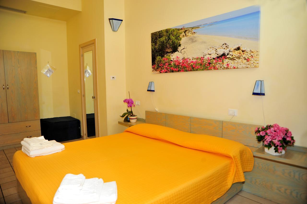 Double or Twin Room Kitchenette
