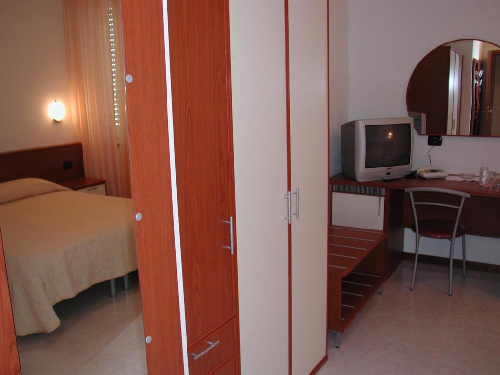 Deluxe Double Room,66619201:JPEG