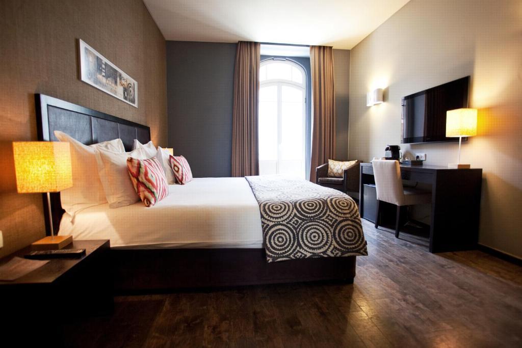 Superior Double or Twin Room Street View