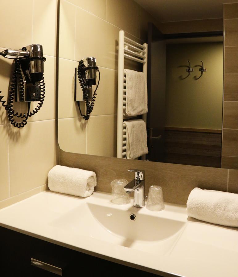 Standard Double or Twin Room Balcony
