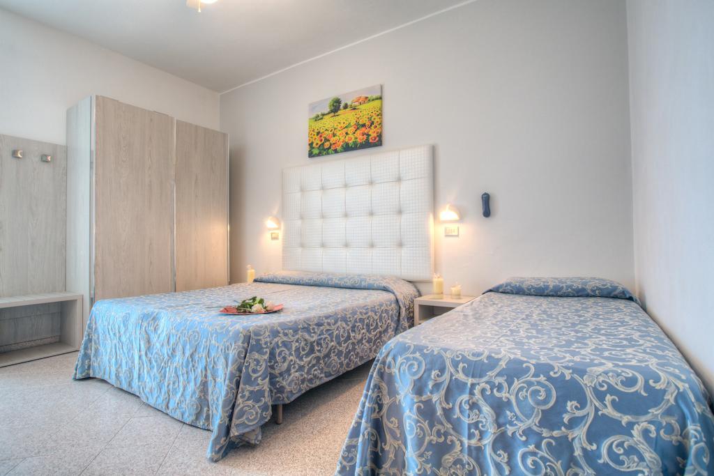 Quadruple Room with Sea View,68357846:JPEG