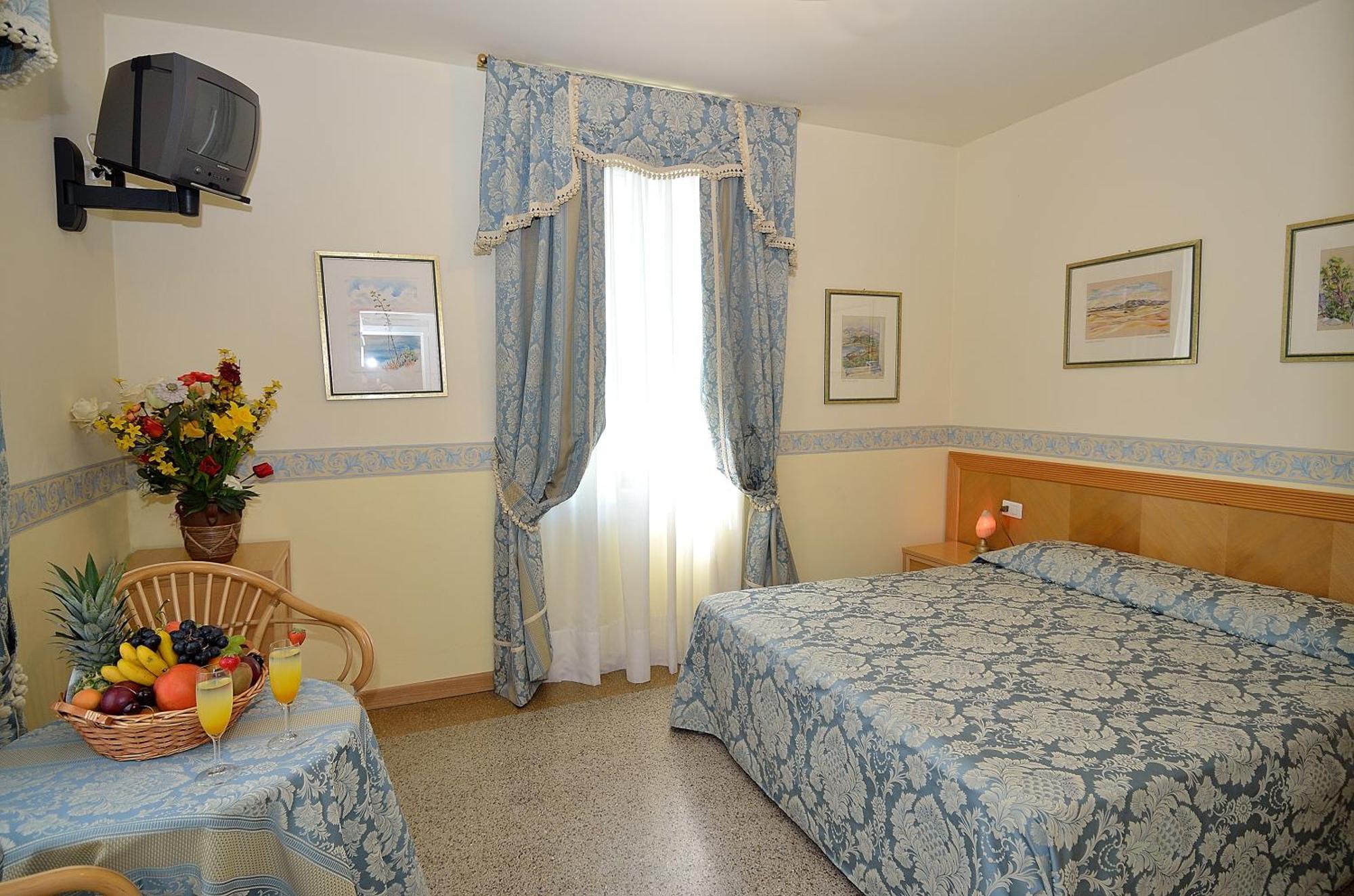 Classic Double or Twin Room
