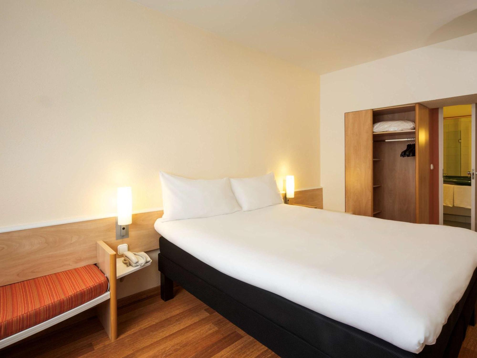 Quarto Duplo Standard