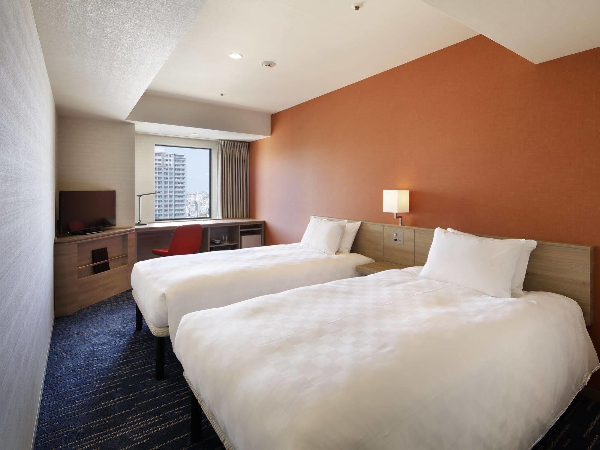 Twin Room Non-Smoking 10-24th Floor