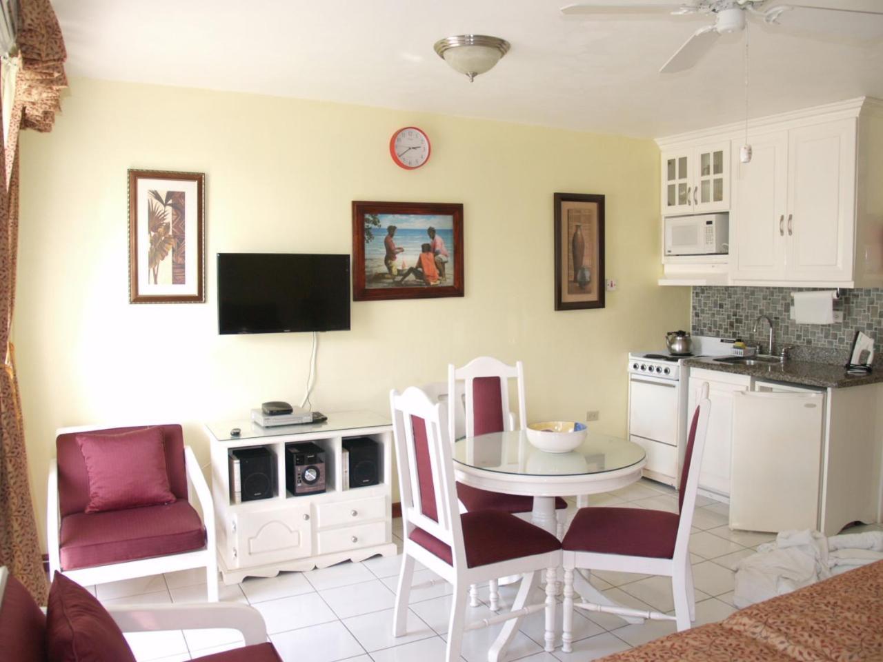 Estudio con vistas al mar