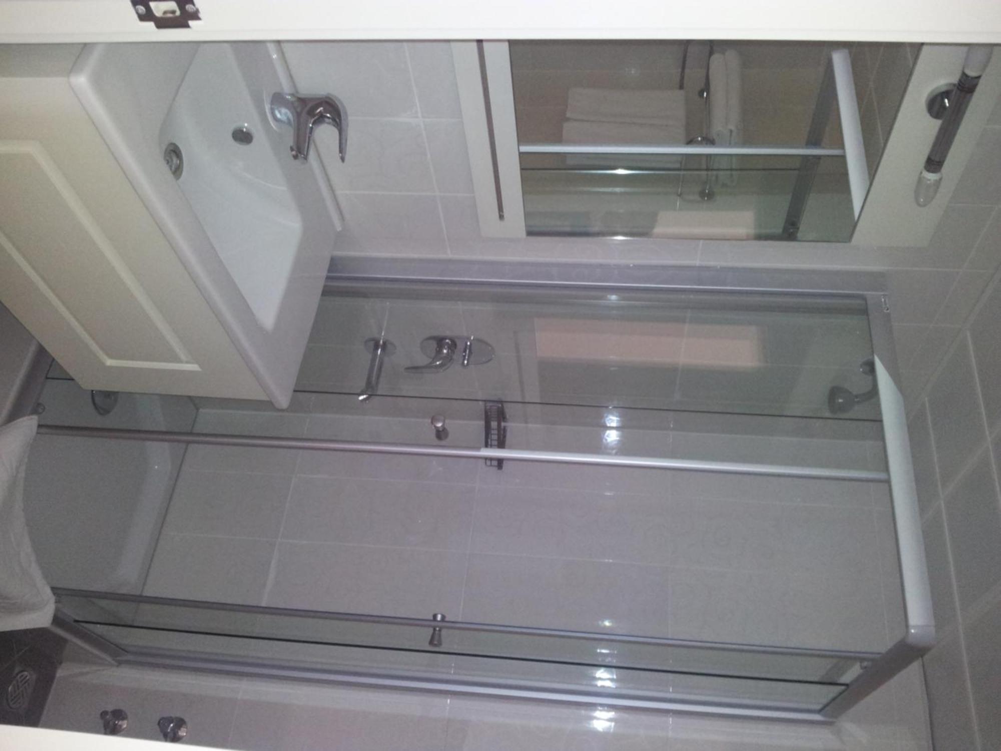 Standard Double or Twin Room,1183250875:JPEG