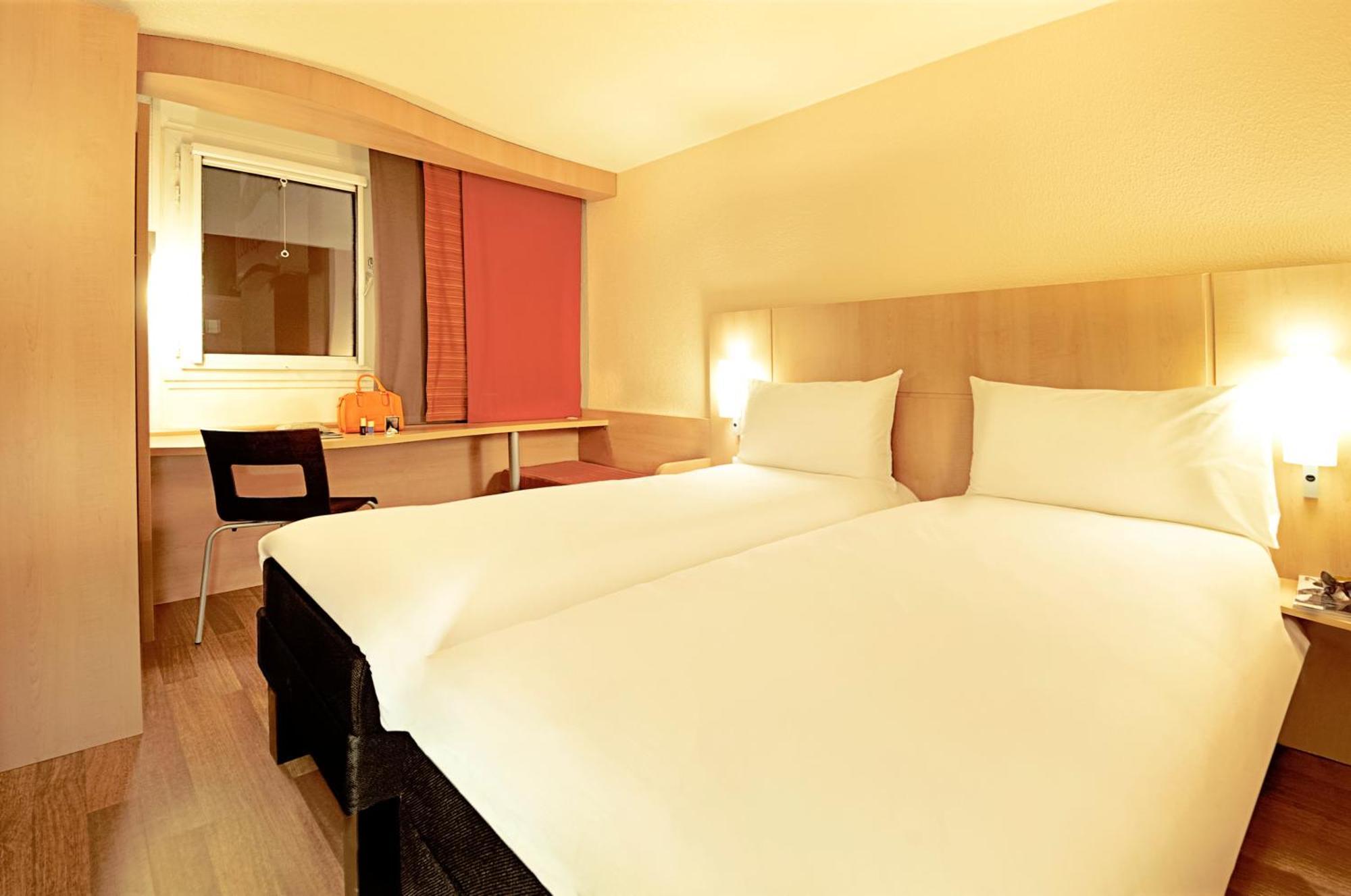 Quarto Standard com 2 Camas de Solteiro