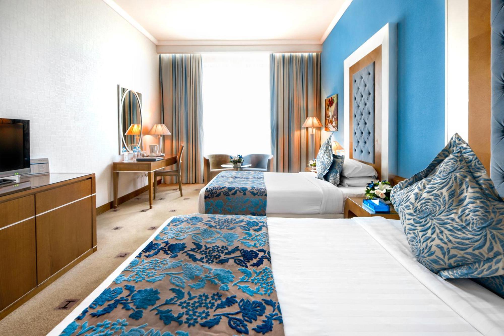 Standard Twin Room City View Staycation Early check 11am & late check-out at 4pm F&B & Spa & Salon valid until 31 August 2026 only,1556571652:JPEG