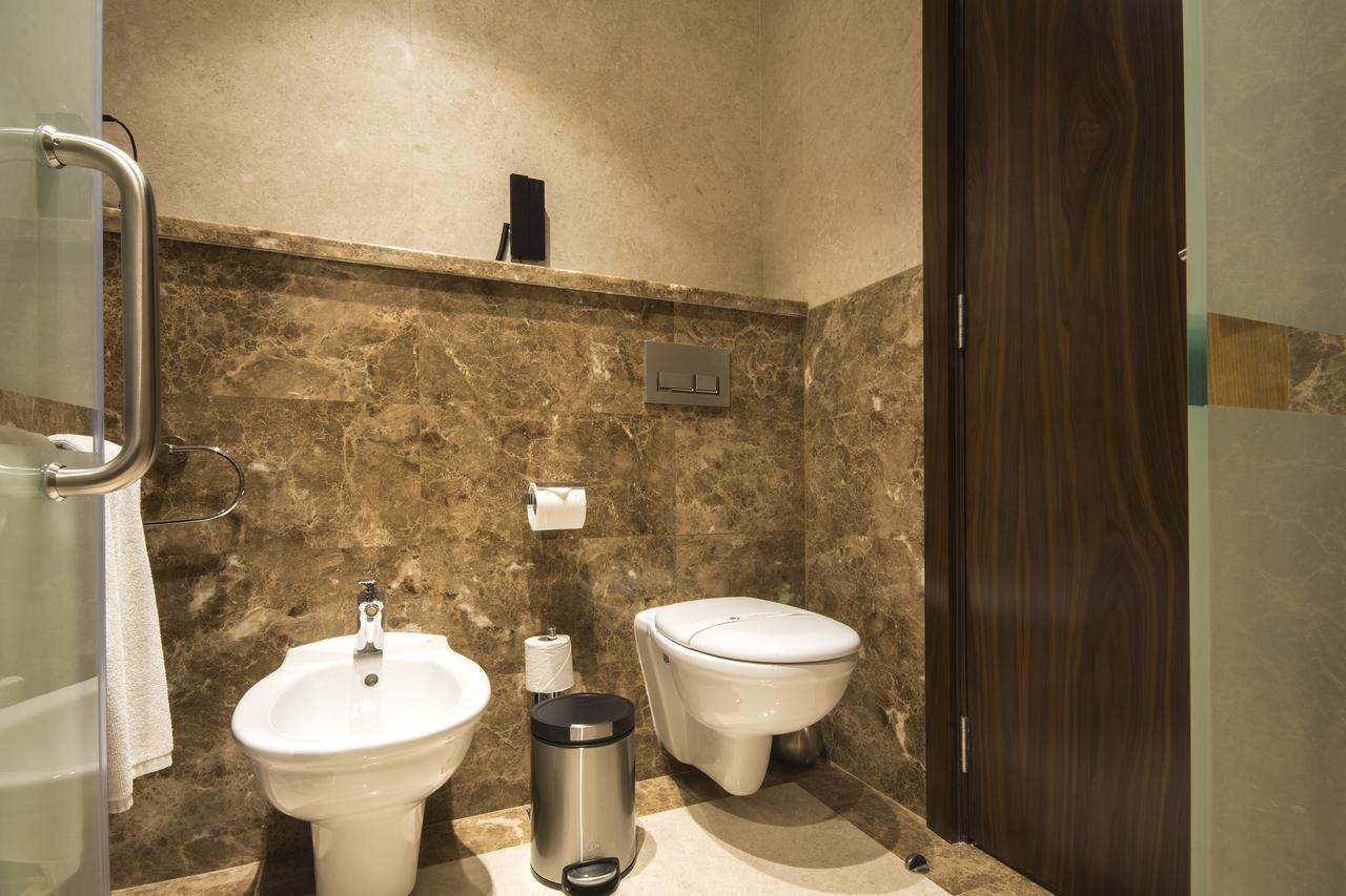 Executive Suite transfers to the beach selected malls & on F&B & Spa