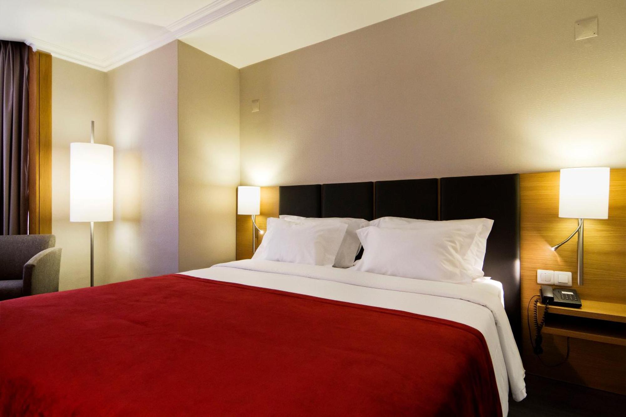 Double or Twin Room,1209242884:JPEG