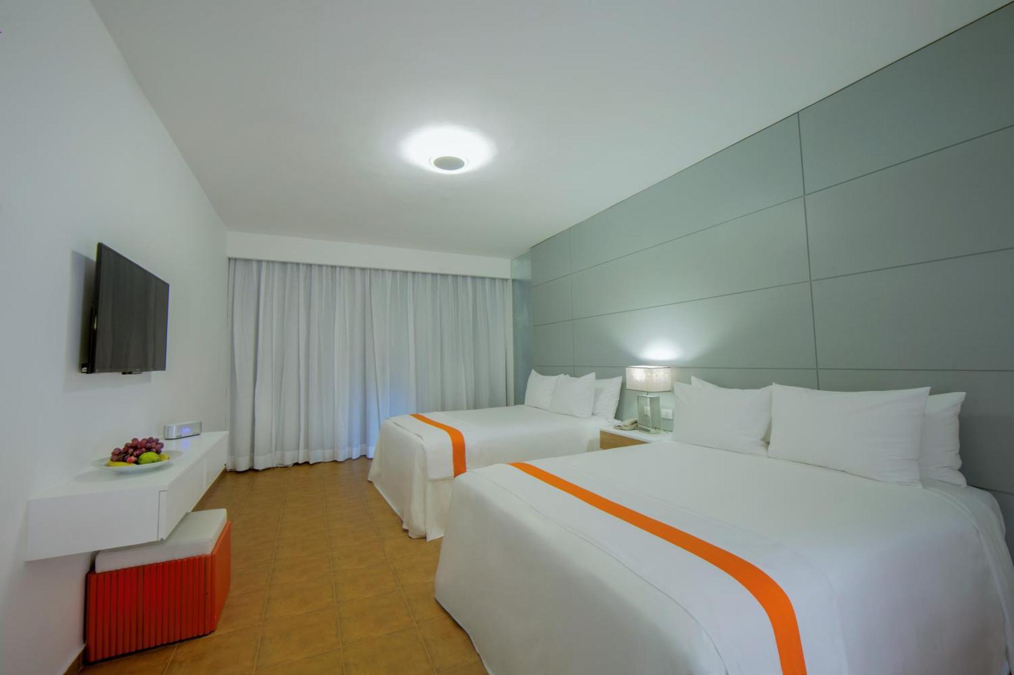 Chambre Lit Queen-Size avec 2 Lits Queen-Size Nirvana - Non-Fumeurs