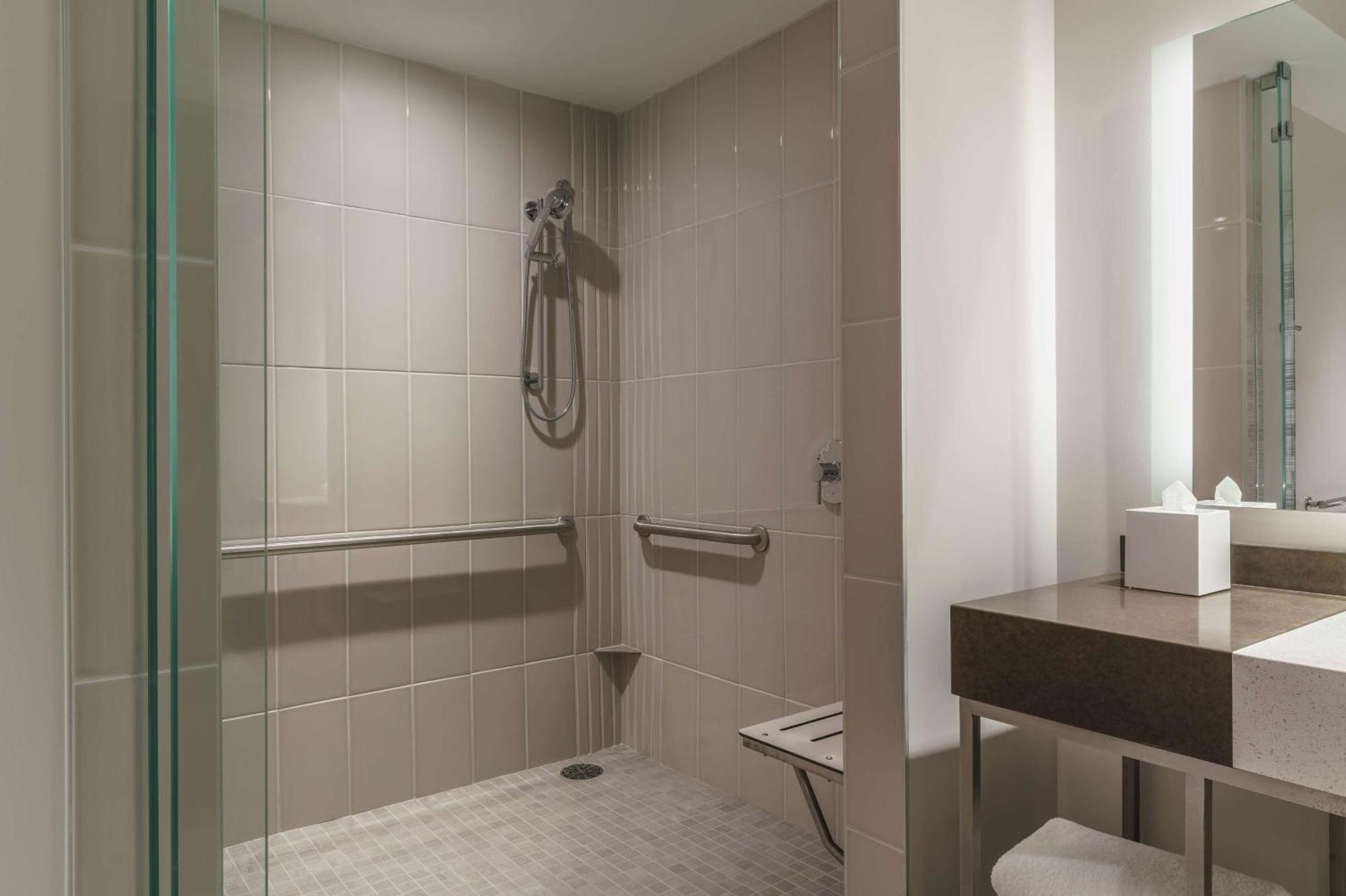 Queen Room Two Queen Beds Accessible Tub Disability Access
