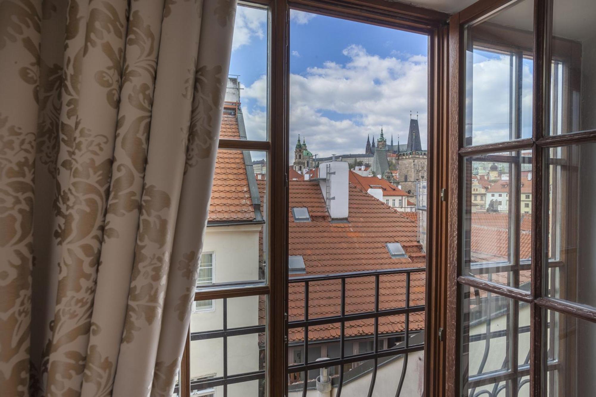 Deluxe Suite met Uitzicht op de Praagse Burcht