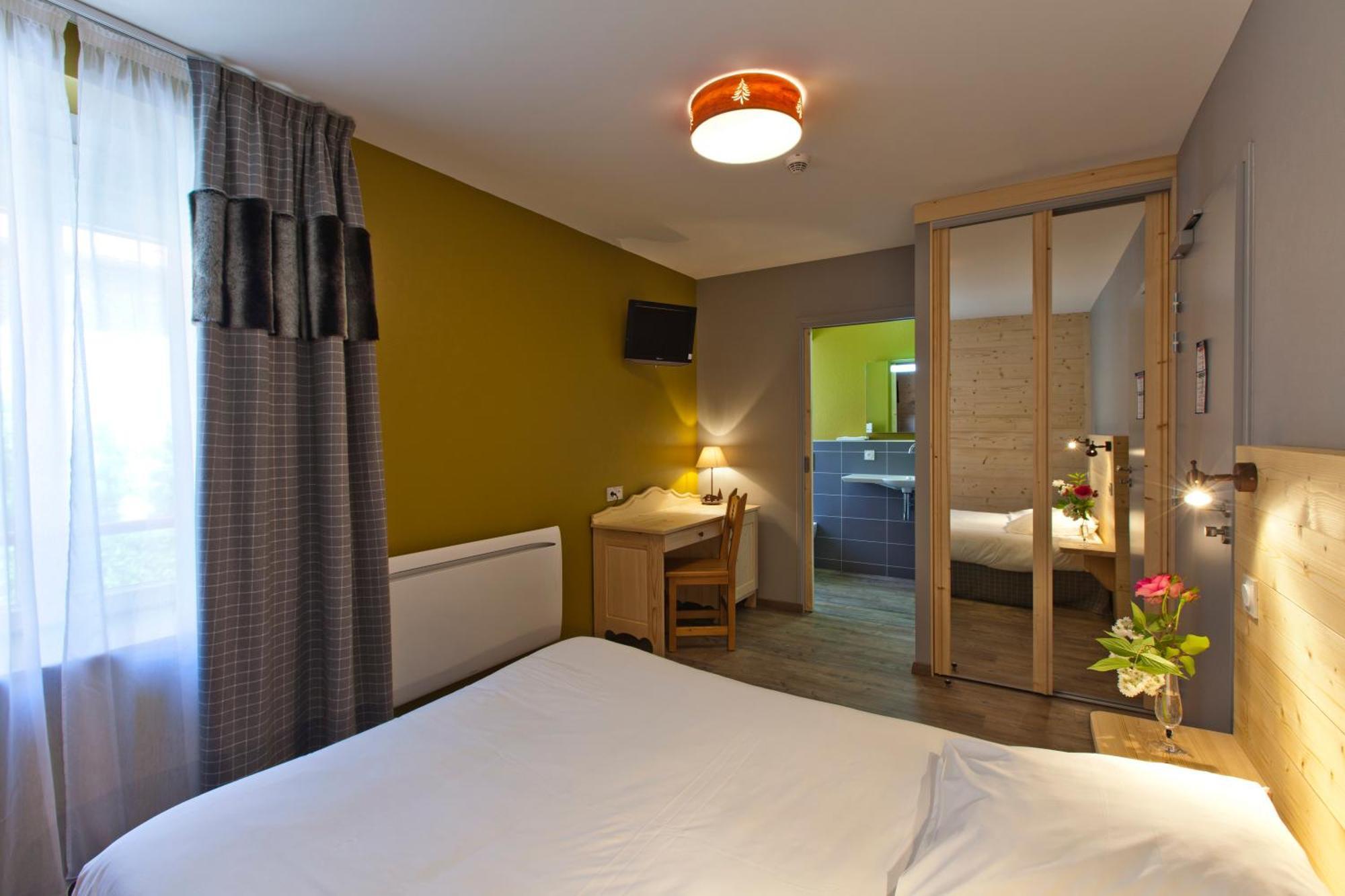 Classic Single Room,37608211:JPEG