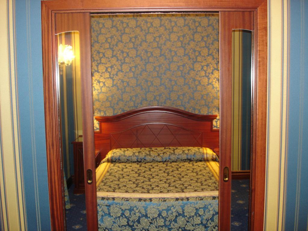 Quarto Triplo Superior