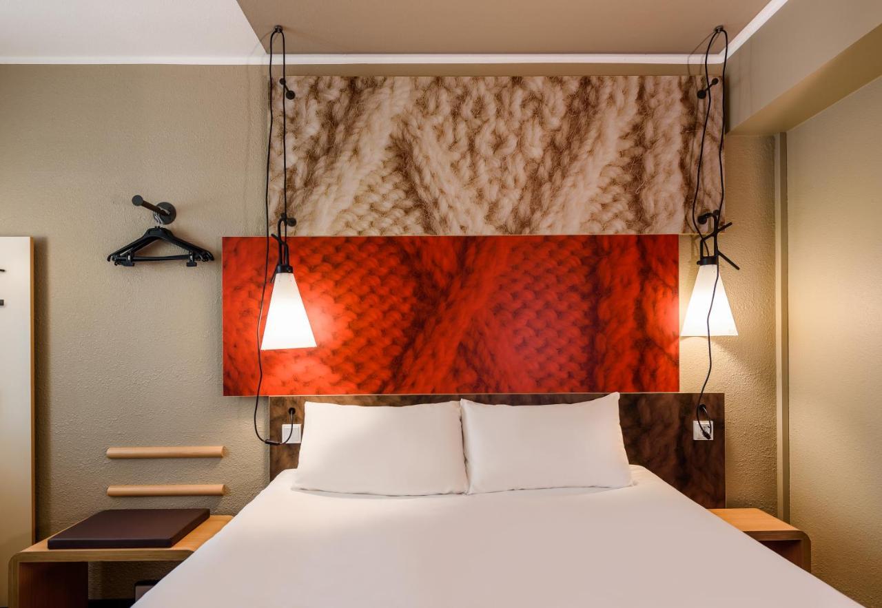 Standard Queen Room,1704840001:JPEG