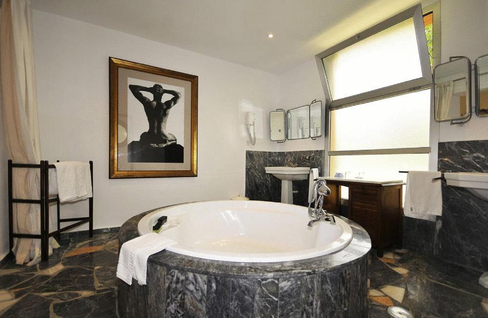 Junior Suite,1025115352:JPEG