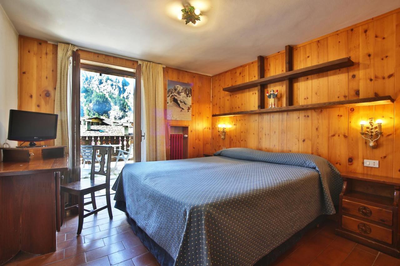 Double Room,732851287:JPEG