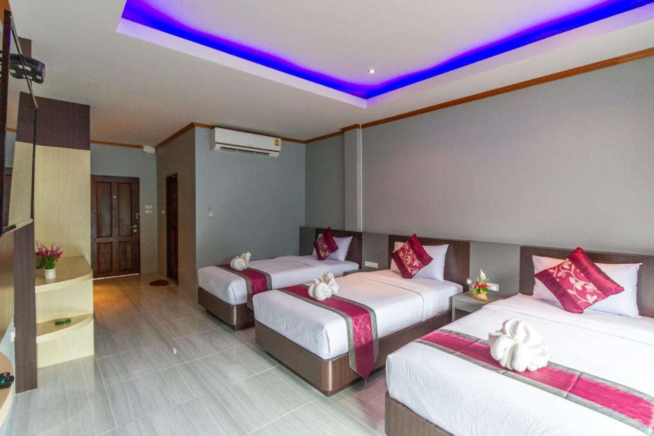 Deluxe Triple Room,735891655:JPEG