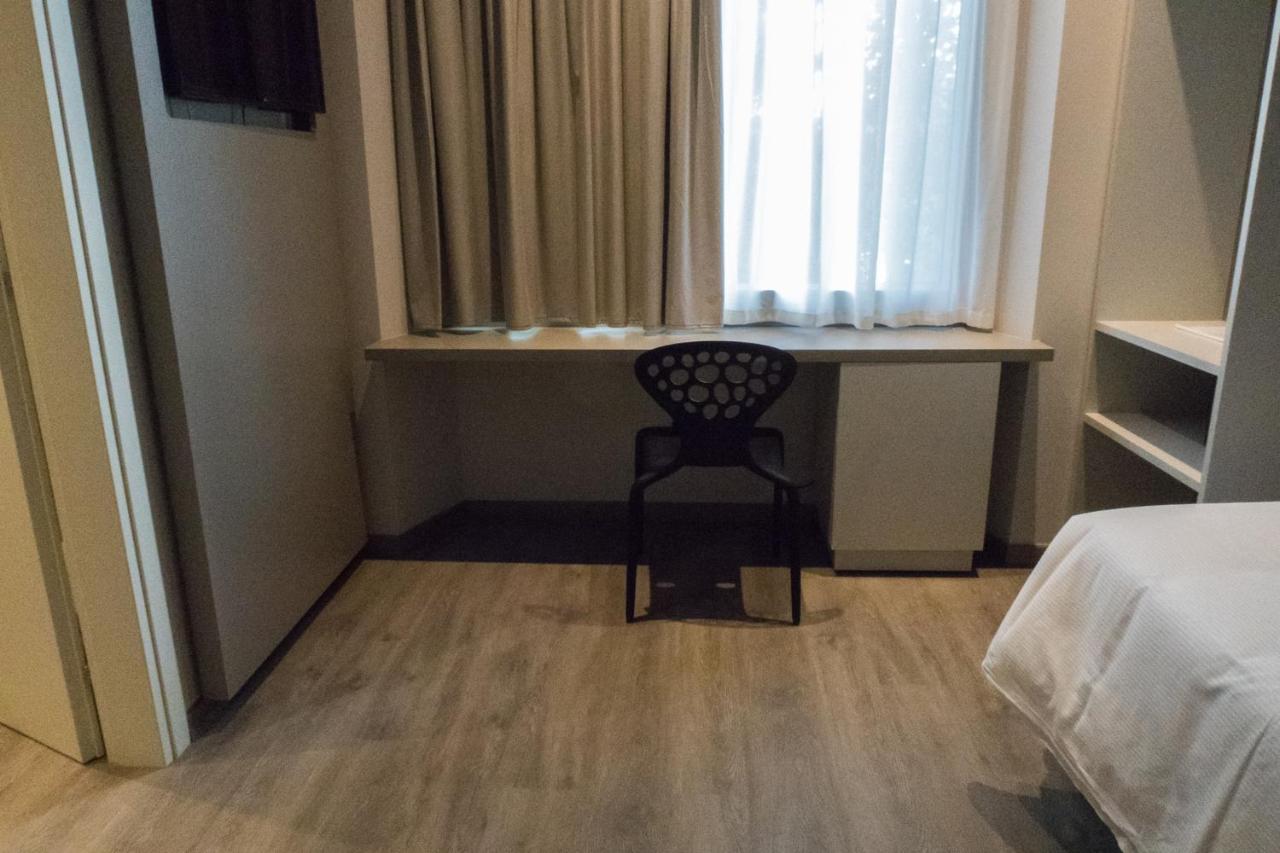 Quarto Individual