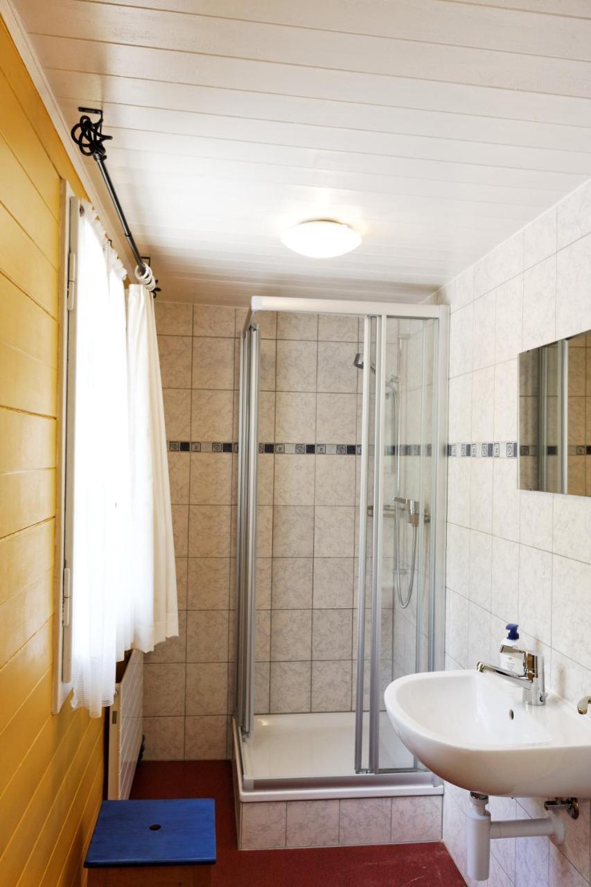 Budget Tweepersoonskamer met Gedeelde Badkamer