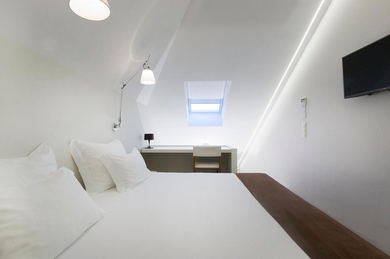 Standard Suite,1209145204:JPEG