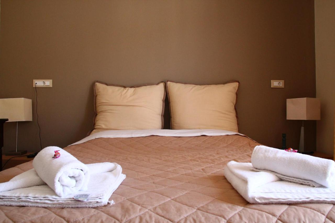 Superior Triple Room with Partial Sea View