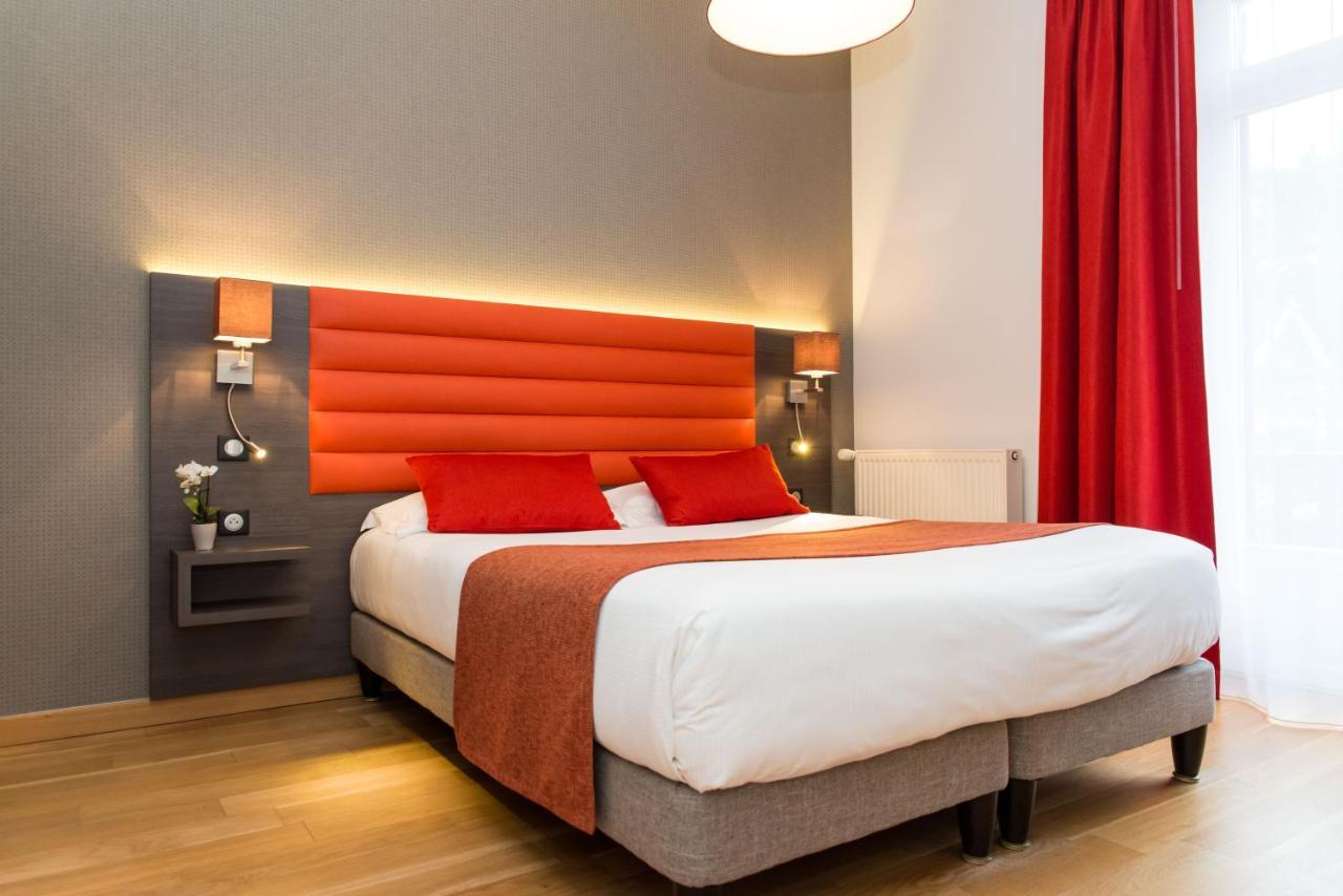 Detente Double Room