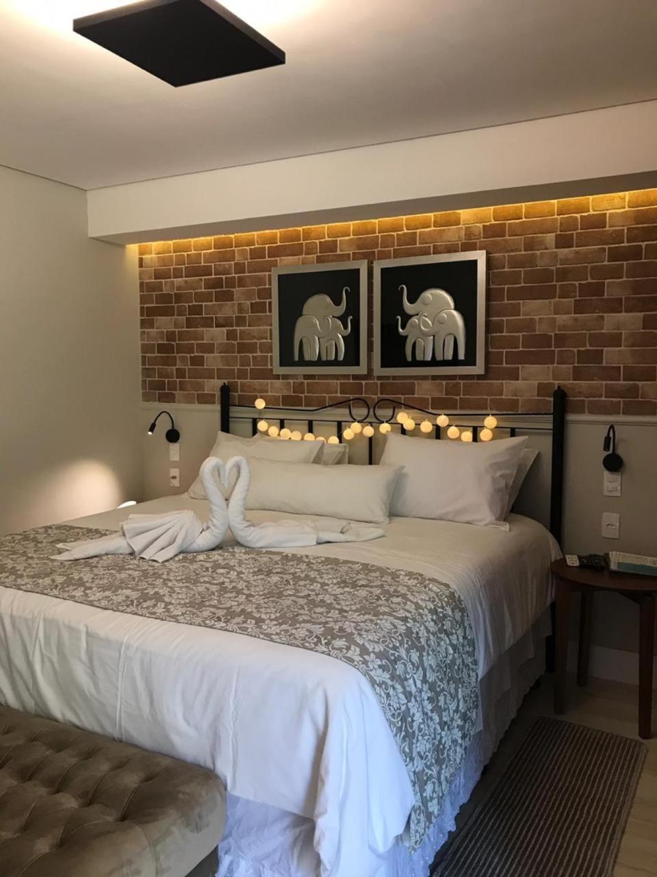 Deluxe Bungalow,750576857:JPEG