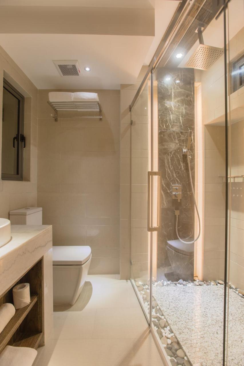 Super Deluxe Double Ocean View Balcony Return Airport Transfer