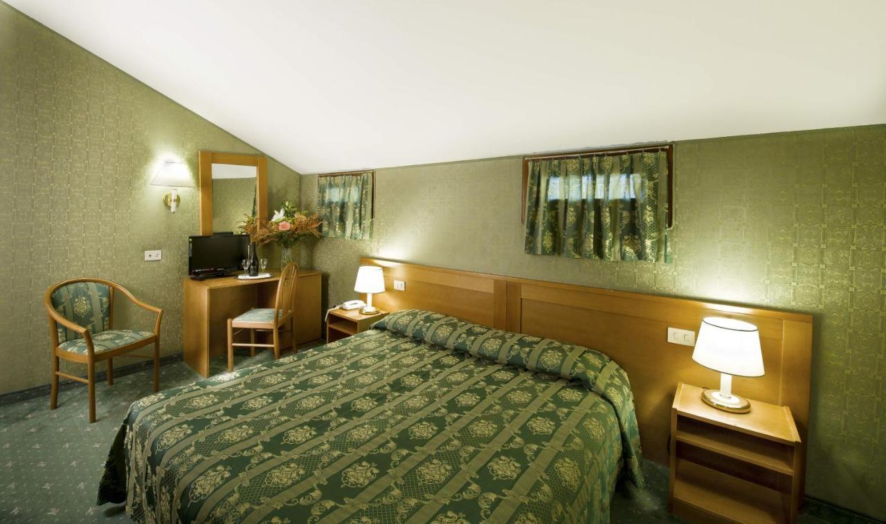 Double Room assigned at Check