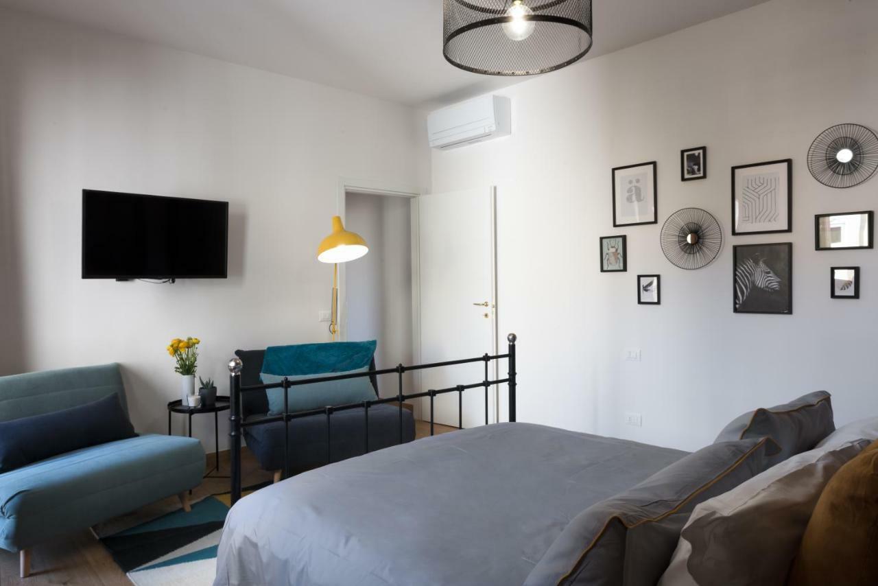 King Suite with Balcony,778781931:JPEG