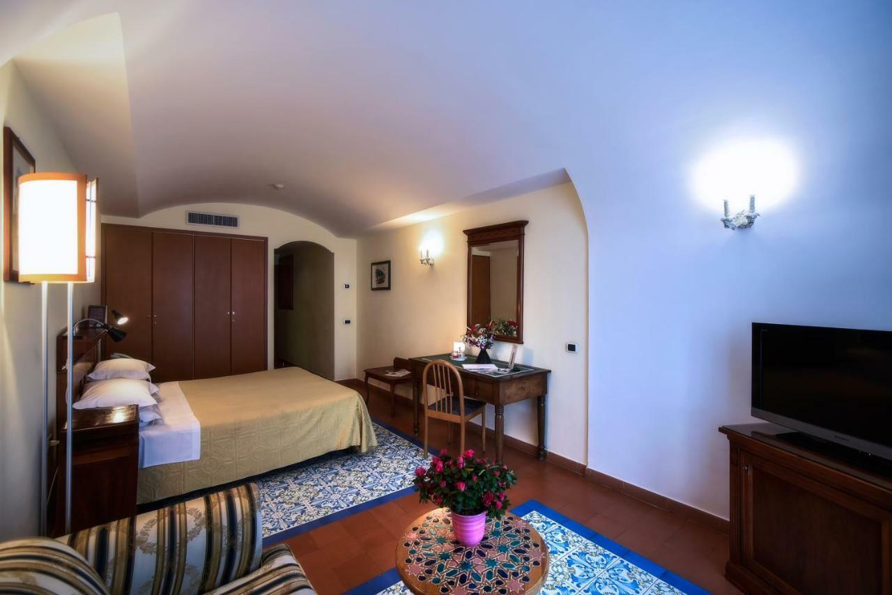 Quarto Superior com Cama de Casal ou 2 de Solteiro