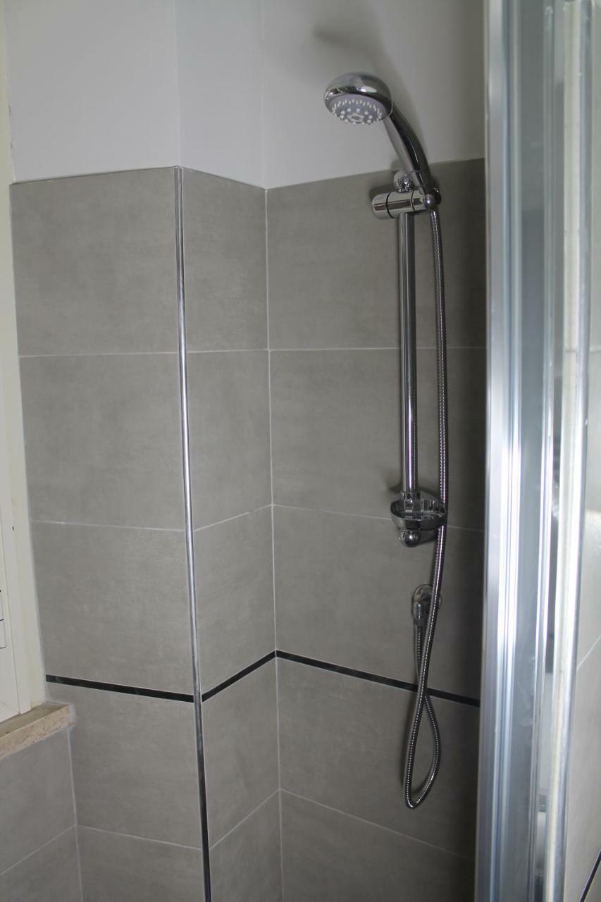 Double Room,782882841:JPEG