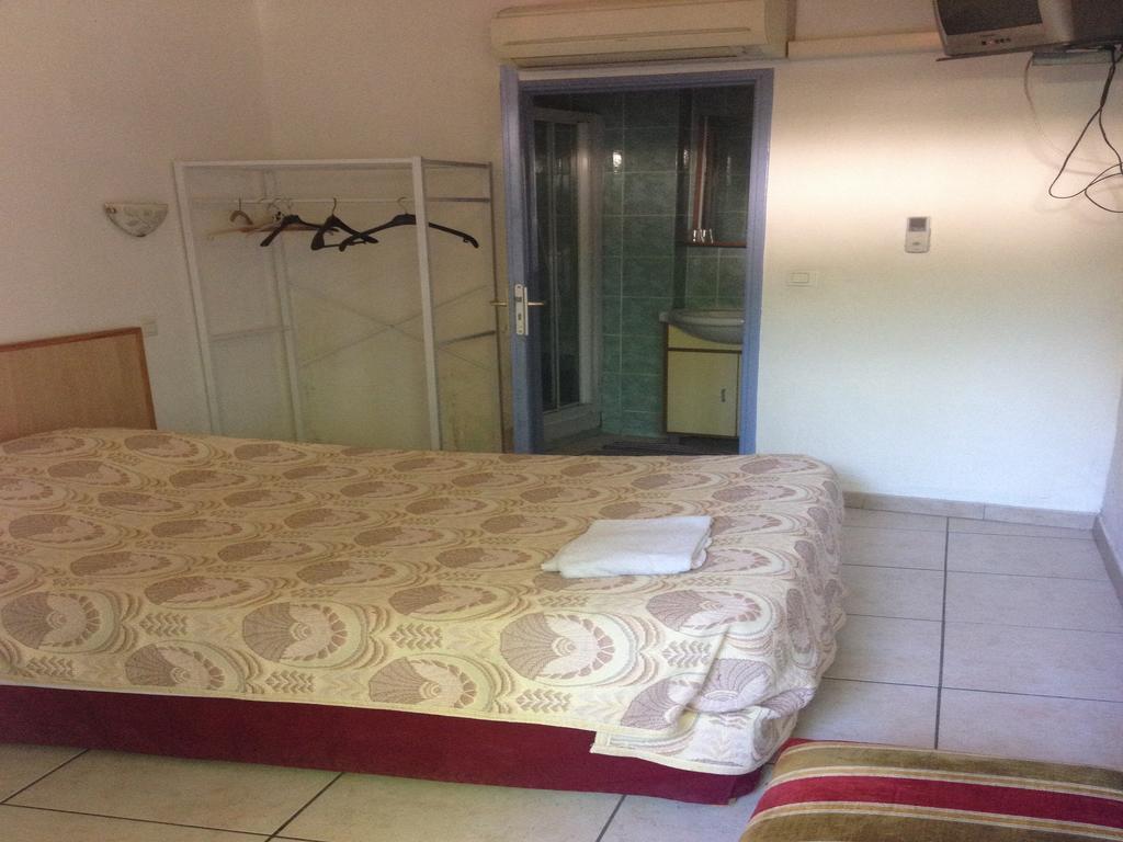 Double Room,81498732:JPEG